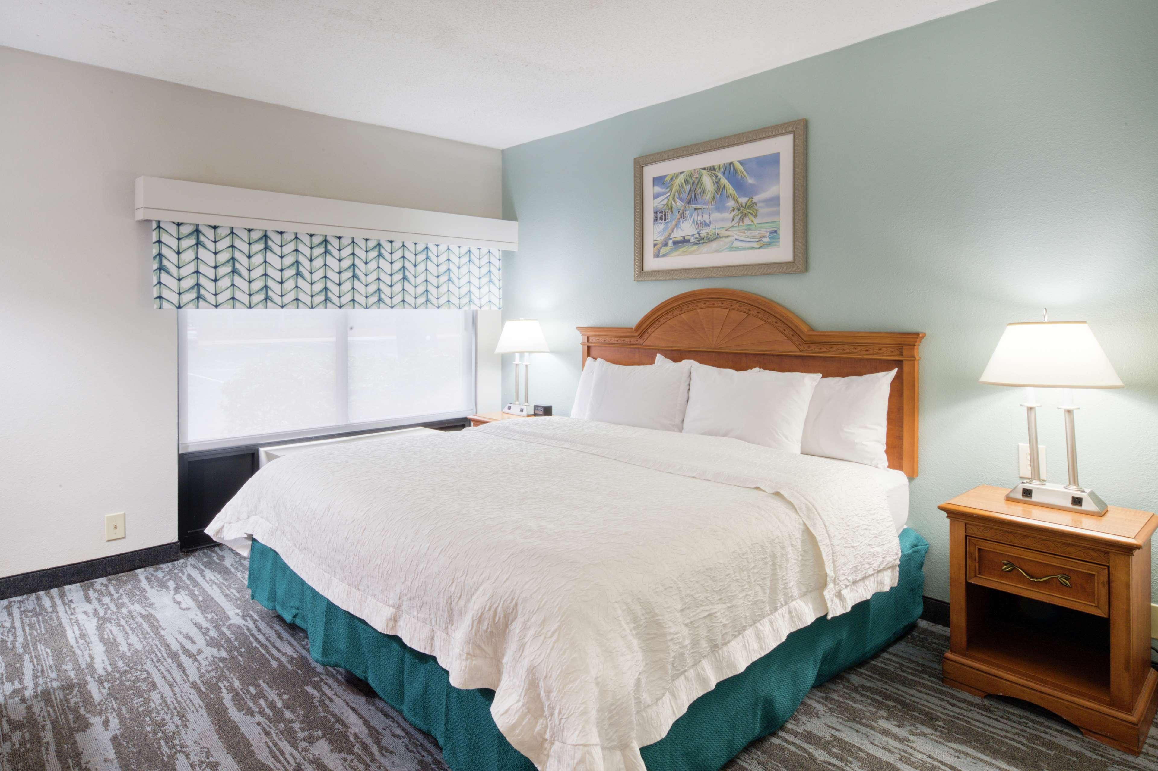 Hampton Inn & Suites Wilmington/Wrightsville Beach Экстерьер фото