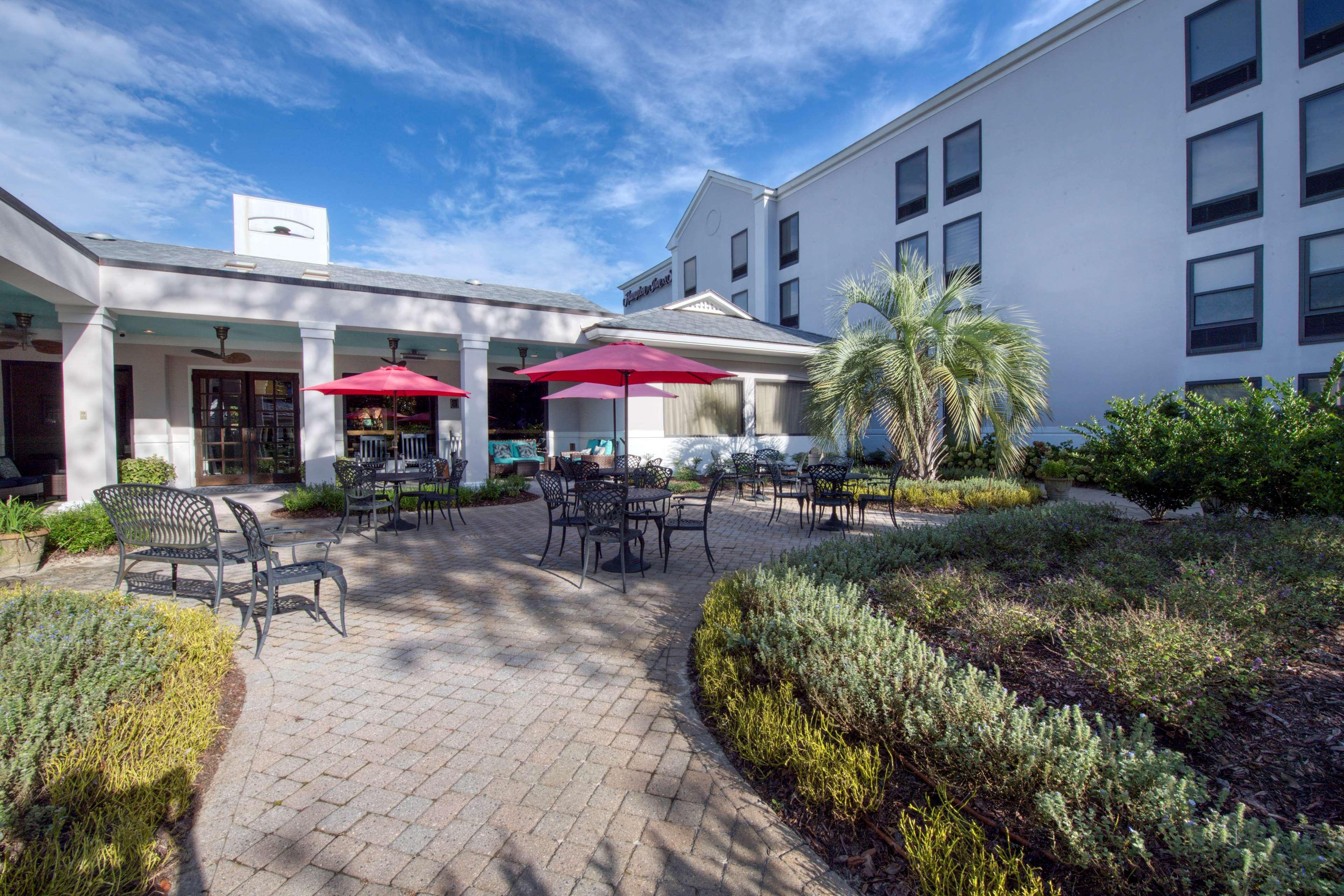 Hampton Inn & Suites Wilmington/Wrightsville Beach Экстерьер фото