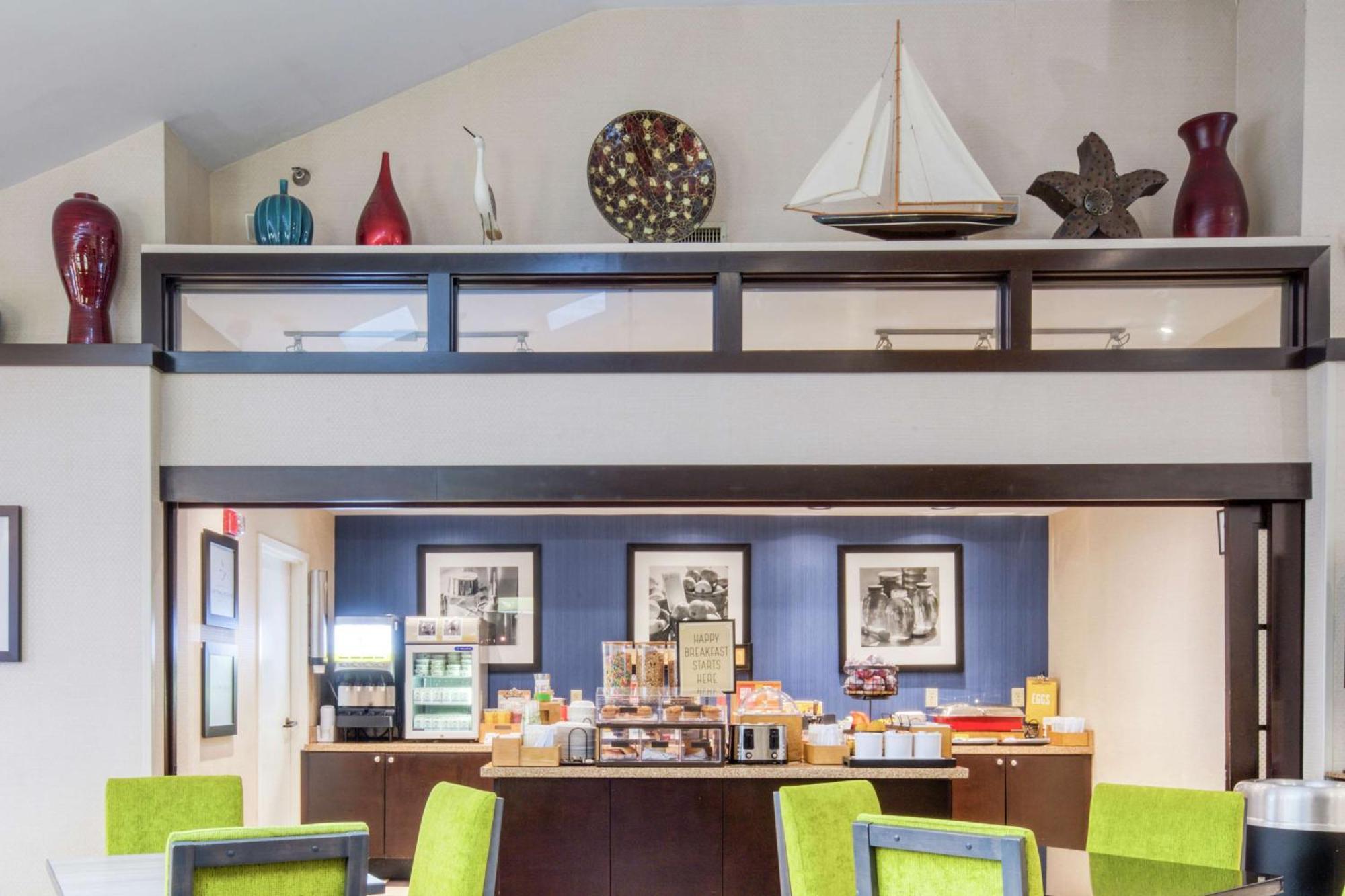 Hampton Inn & Suites Wilmington/Wrightsville Beach Экстерьер фото