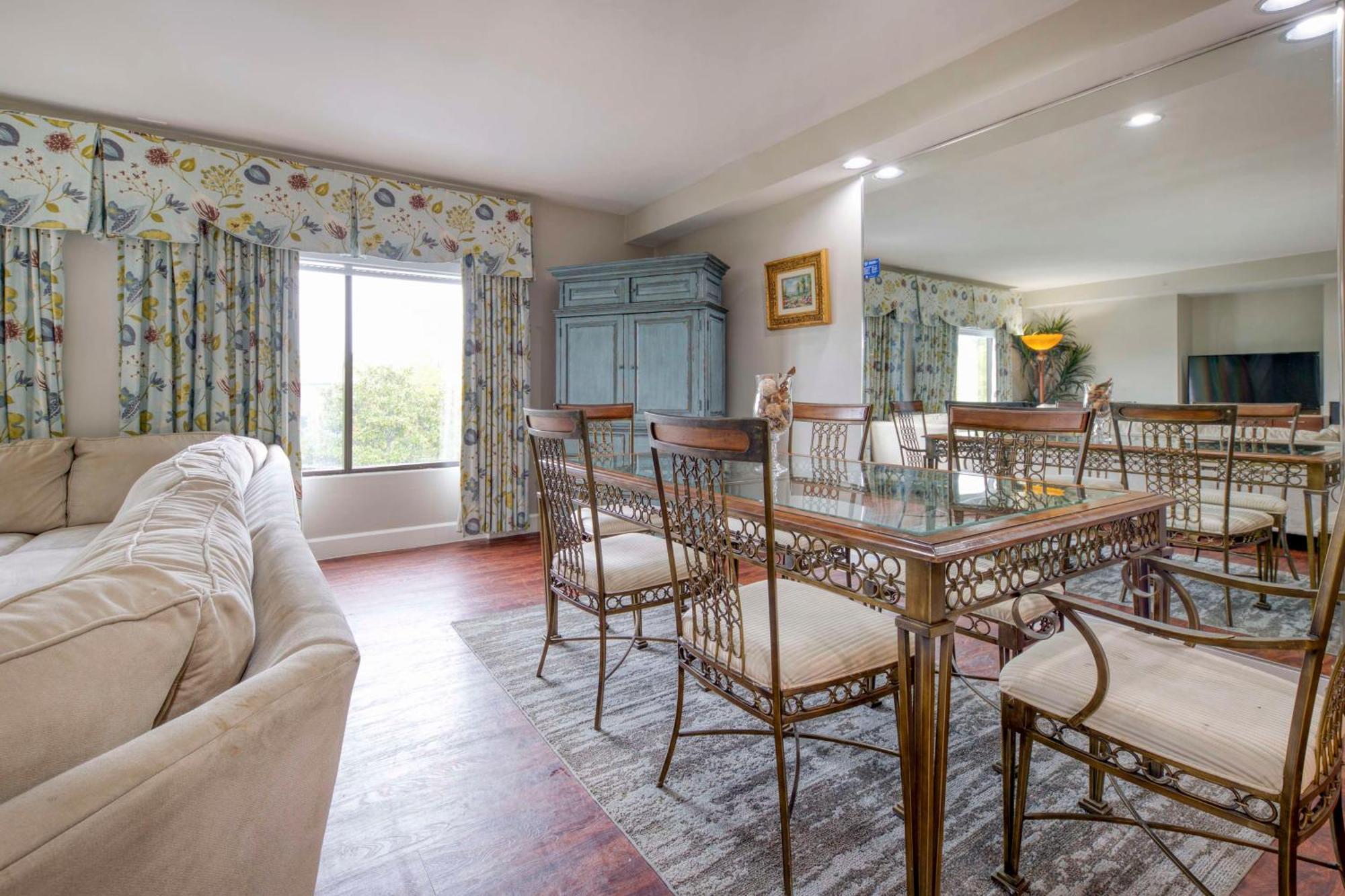 Hampton Inn & Suites Wilmington/Wrightsville Beach Экстерьер фото